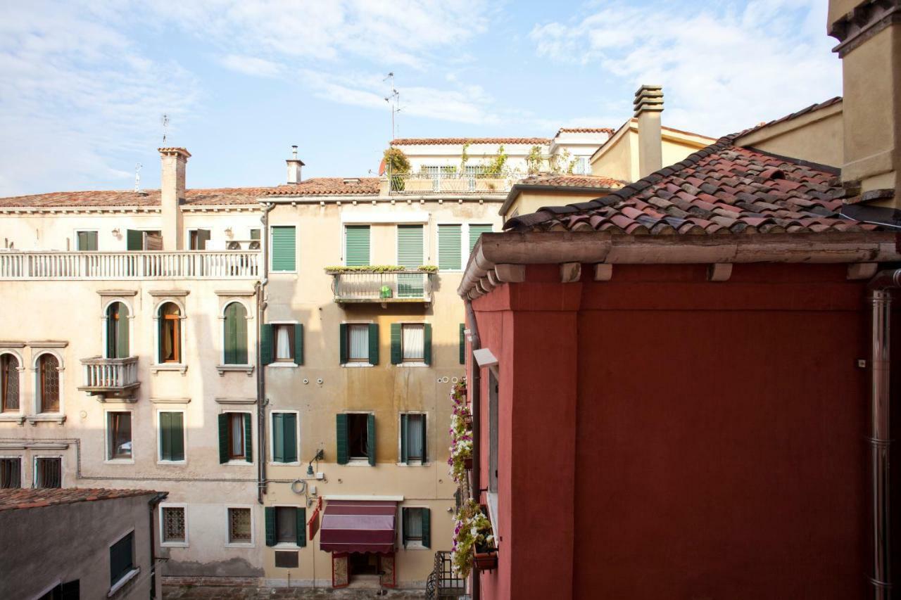 شقة Al Mezzanino, Palazzo Torniello البندقية المظهر الخارجي الصورة
