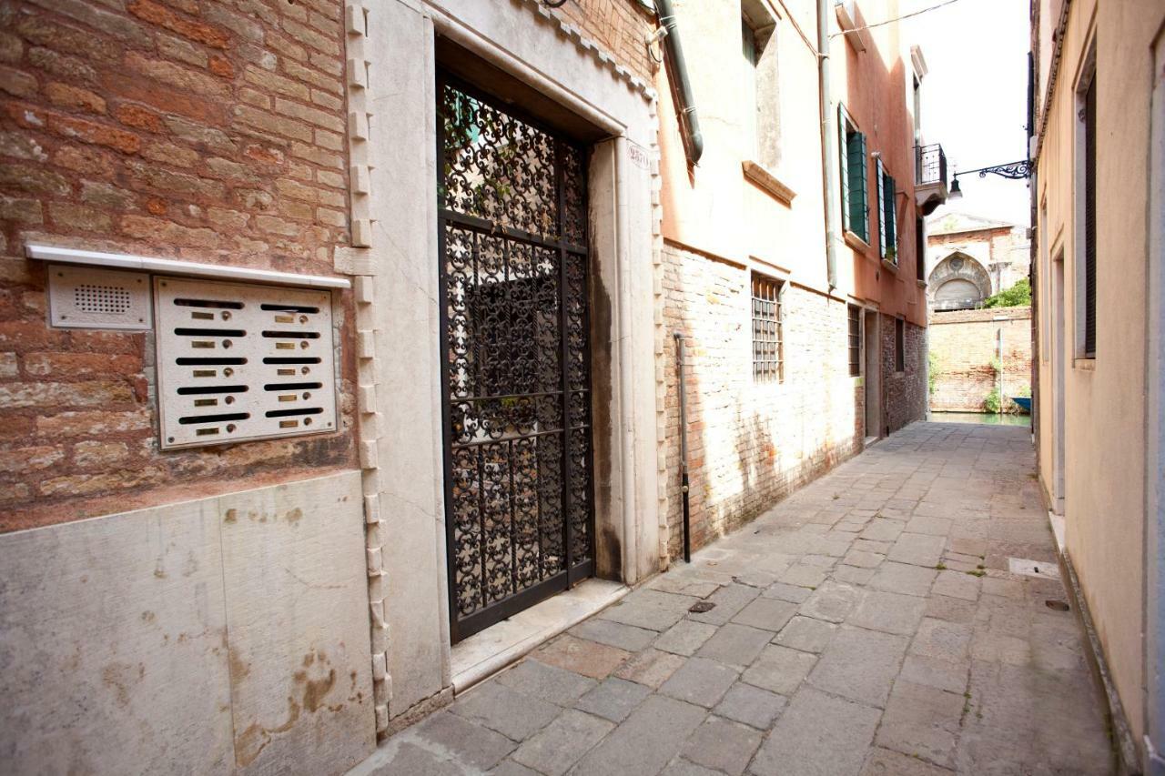 شقة Al Mezzanino, Palazzo Torniello البندقية المظهر الخارجي الصورة